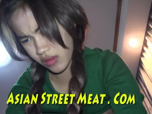 Teen Asian girl first anal and saw her face while I fucked her ass